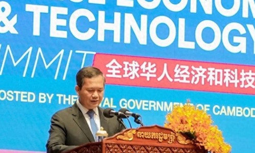 柬埔寨首相认为中国是全球经济增长主要推动力（央视新闻）