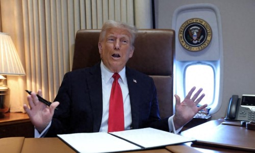 外媒报道“美国对华加征关税带来药品短缺风险”（环球时报）