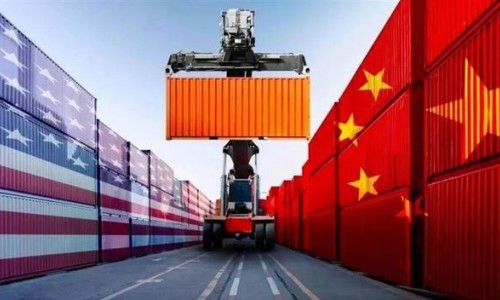 外媒述评“中国应对美打压更有底气”（参考消息）